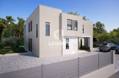 Kuća 130 m², Umag - moderna dvojna kuća s bazenom - 8