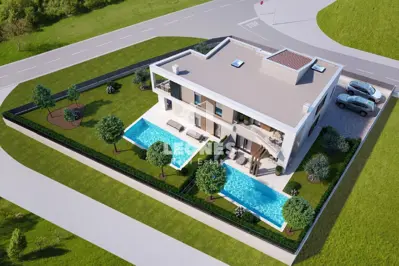 Haus 130 m², Umag - modernes Doppelhaus mit Pool