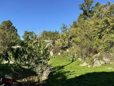 Građevinsko zemljište 1.269 m², Spinčići - mirno okruženje - 5