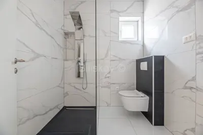 Urbana vila 210 m², Remete, pogled na grad i zelenilo - 22