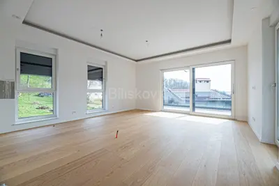 Urbana vila 210 m², Remete, pogled na grad i zelenilo - 17
