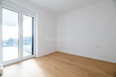 Urbana vila 210 m², Remete, pogled na grad i zelenilo - 7