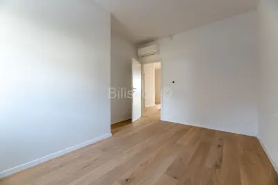 Urbana vila 210 m², Remete, pogled na grad i zelenilo - 21