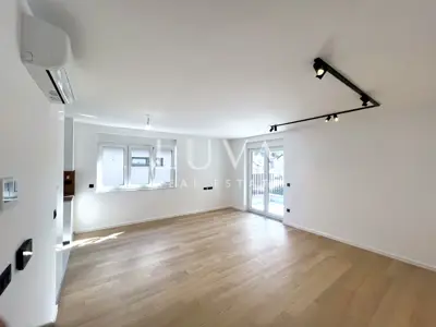 Velika Gorica, centar, 3-Zimmer-Wohnung im Neubau, zu vermieten - 3