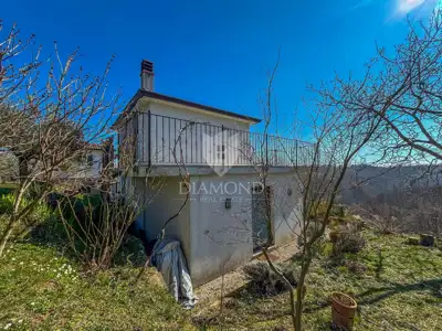 Haus 250 m², Umgebung von Buje - 4 Schlafzimmer und 3 Einheiten - 22