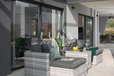 Villa 250 m², Vodnjan - Pool, Sauna und Privatsphäre - 11