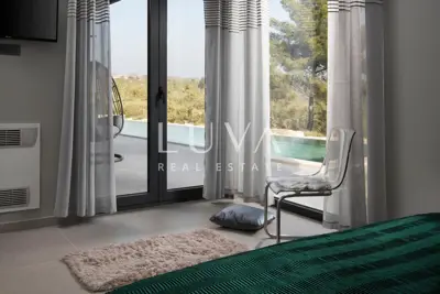 Villa 250 m², Vodnjan - Pool, Sauna und Privatsphäre - 17