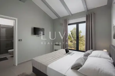 Villa 250 m², Vodnjan - Pool, Sauna und Privatsphäre - 18