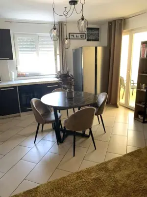 Stan 67 m², Veli vrh, Pula - 2 spavaće sobe - 2