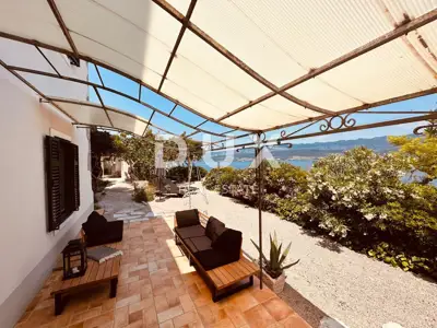 Haus 140 m², Šilo - erste Reihe zum Meer - 3