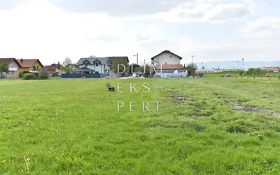 Sesvetski Kraljevec, Građevinsko zemljište 1824 m², Sesvetski Kraljeve