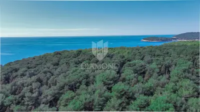 Land 600 m², Pula Centar - building permit - 2