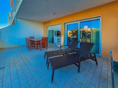 Stan 115 m², Crveni vrh - pogled na more i terasa - 15