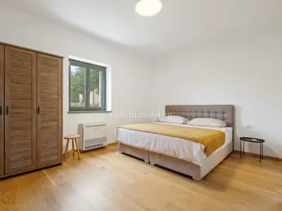 Istra - rustikalno uređena vila s bazenom - 19