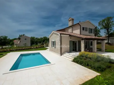 Istra - rustikalno uređena vila s bazenom - 4