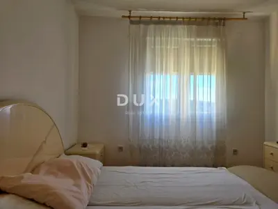 Stan 72 m², Labin - dvije spavaće sobe i lođa - 6