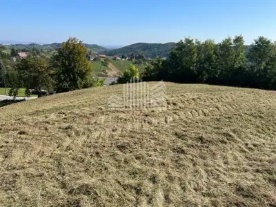 Baugrundstück 2.614 m², Konšćica - Blick auf Žumberak - 7