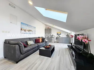 Stan 118 m², Rogoznica, prvi red do mora i pogled na more - 6