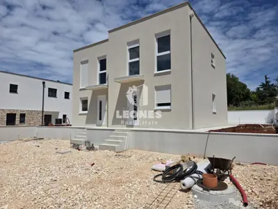 Doppelhaus 90 m², Savudrija - Pool und Terrasse - 2