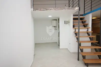 Stan 38 m², Labin - galerija 17,5 m² - 3