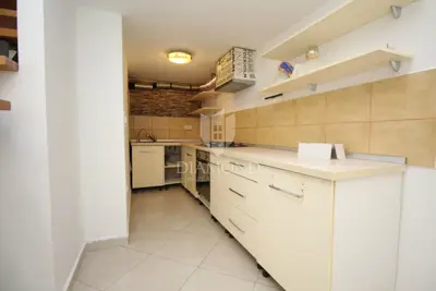 Stan 38 m², Labin - galerija 17,5 m² - 4