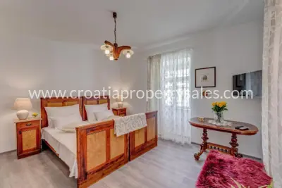 Stone house 170 m², Trogir - old town center and sea view - 4