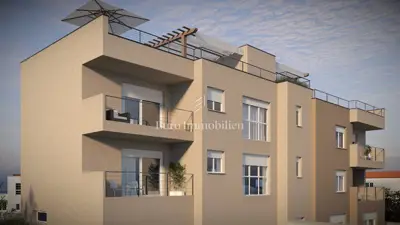 Stan 82 m², Vodice - 2 spavaće sobe i krovna terasa - 12