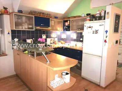Stan 72 m², Split - stari grad, blizina Prokurativa - 2