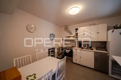 House 70 m², Blato on the island of Korčula - center and garage 45 m² - 17