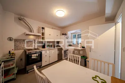 House 70 m², Blato on the island of Korčula - center and garage 45 m² - 9