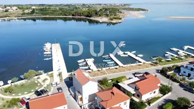 ZADAR, NIN - Exklusive Villa in erster Reihe am Meer - 2