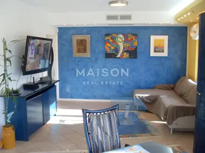 Novi Vinodolski, kuća sa apartmanima nadomak mora - 4