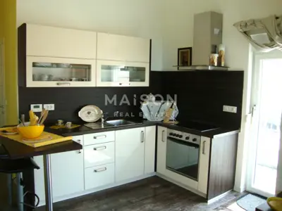 Novi Vinodolski, kuća sa apartmanima nadomak mora - 7