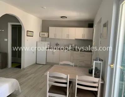 Kuća, Otok Brač - 50 m od mora, pogled na more - 4