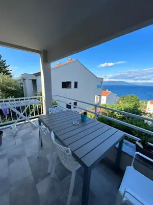 Stan, Labin, pogled na more i otok Cres - 2