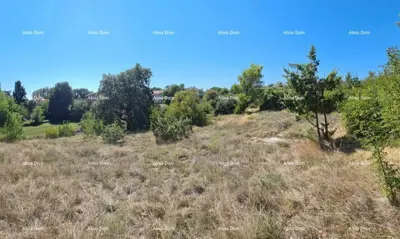 Zemljište 602 m², Krnica - blizu mora i Peruški