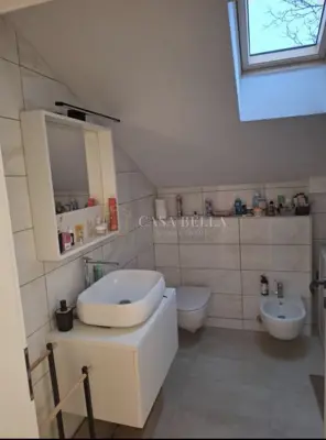 House floor 145 m², Klana - two apartments and yard - 6