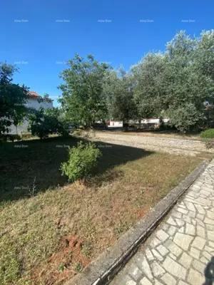 Haus 420 m², Pula Veli vrh, drei Wohnungen und Garage - 2