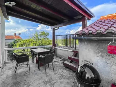 Kamena kuća u Dobrinju, pogled na more i dvije terase - 4