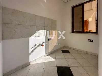 RIJEKA, KRIMEJA - business premises for rent in a sought-after location - 4
