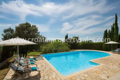 Haus, Zadar, 300 m², 1 290 000 € - 3