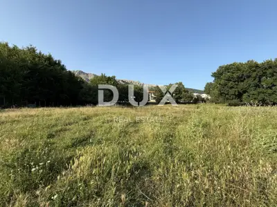 Landwirtschaftsfläche, Baška - eben und gerodet - 2