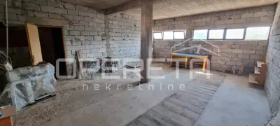 Haus 194 m², Gornji Humac auf Brač, ruhige Lage - 10