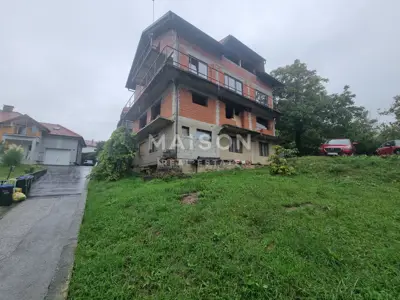 Zagreb, Stenjevec, investicijska prilika - moguće izvesti 4 stana