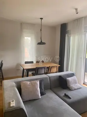 Remete, 3 soban stan, površine 62 m², 1 kat, 2 parkirna mjesta