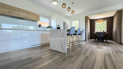 Kuća 292 m², Krasica - pogled na more i zelenilo - 3