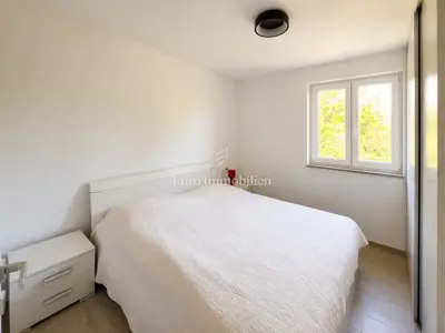 Stan 108 m², Kastav - 3 sobe, lođa i 2 parkirna mjesta - 7