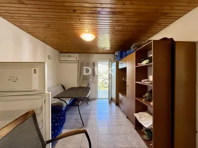 House 126 m², Čižići - 2 residential units, 350 m from the sea - 4