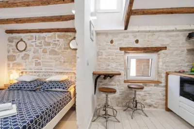 Stan 51 m², Rovinj - starogradska jezgra - 6