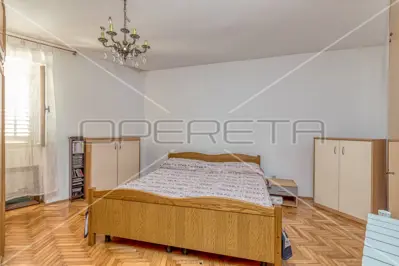 House 351 m², Rovinj - historic core, near the sea - 16